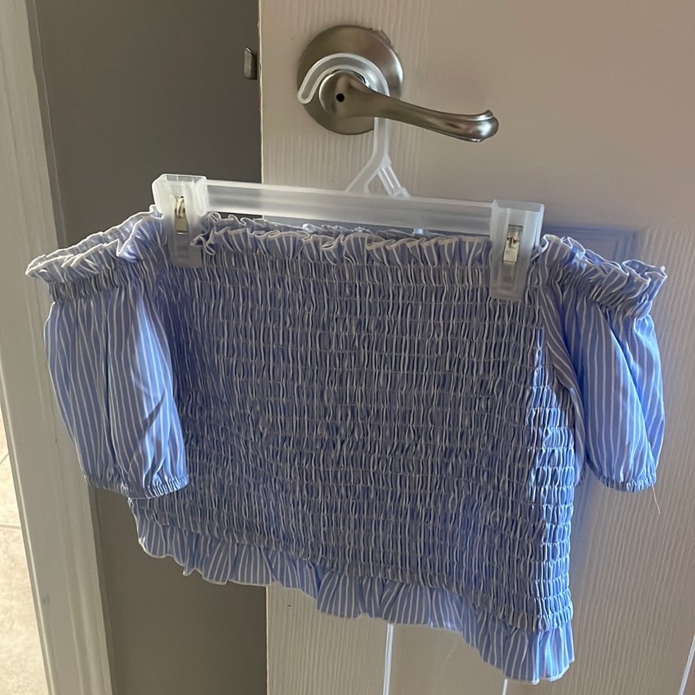 CUTE TOP